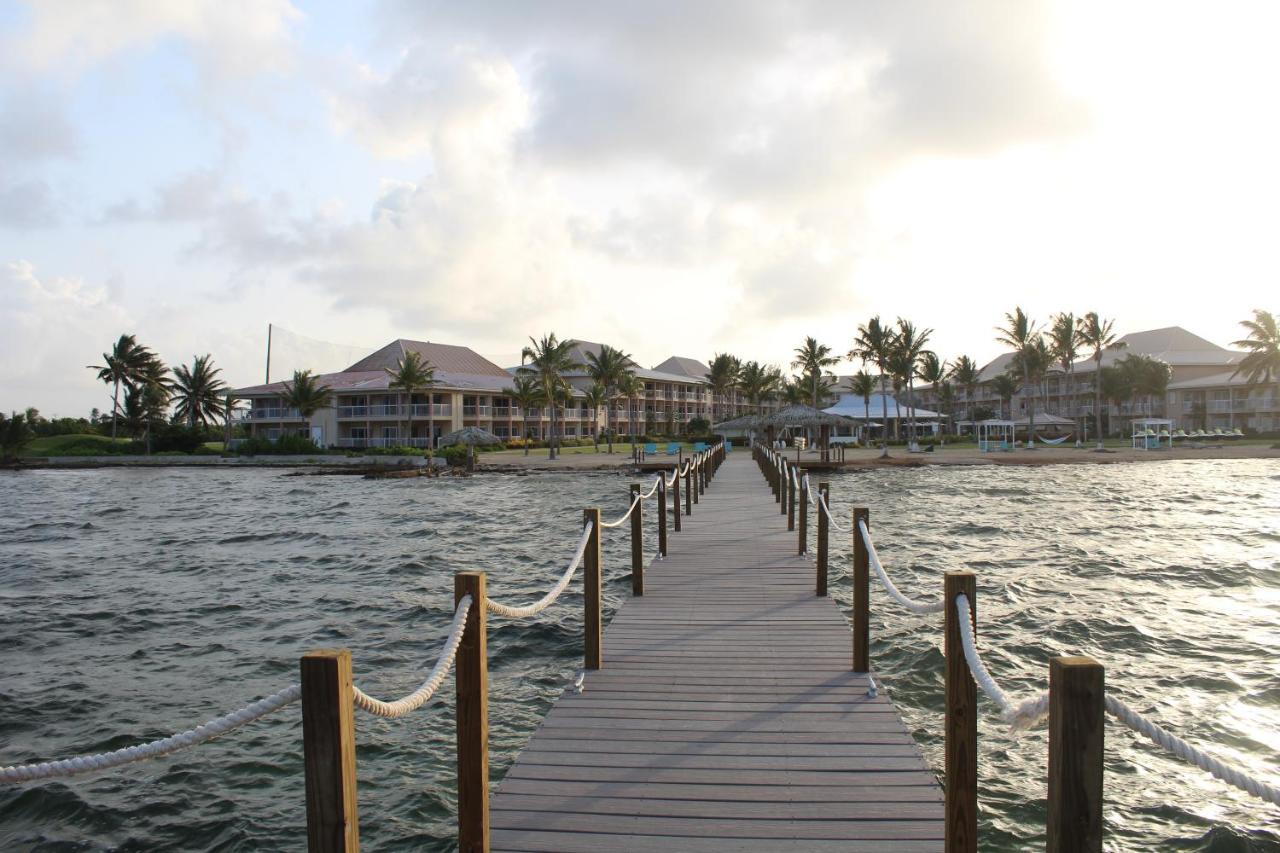 The Grand Caymanian Resort George Town Extérieur photo