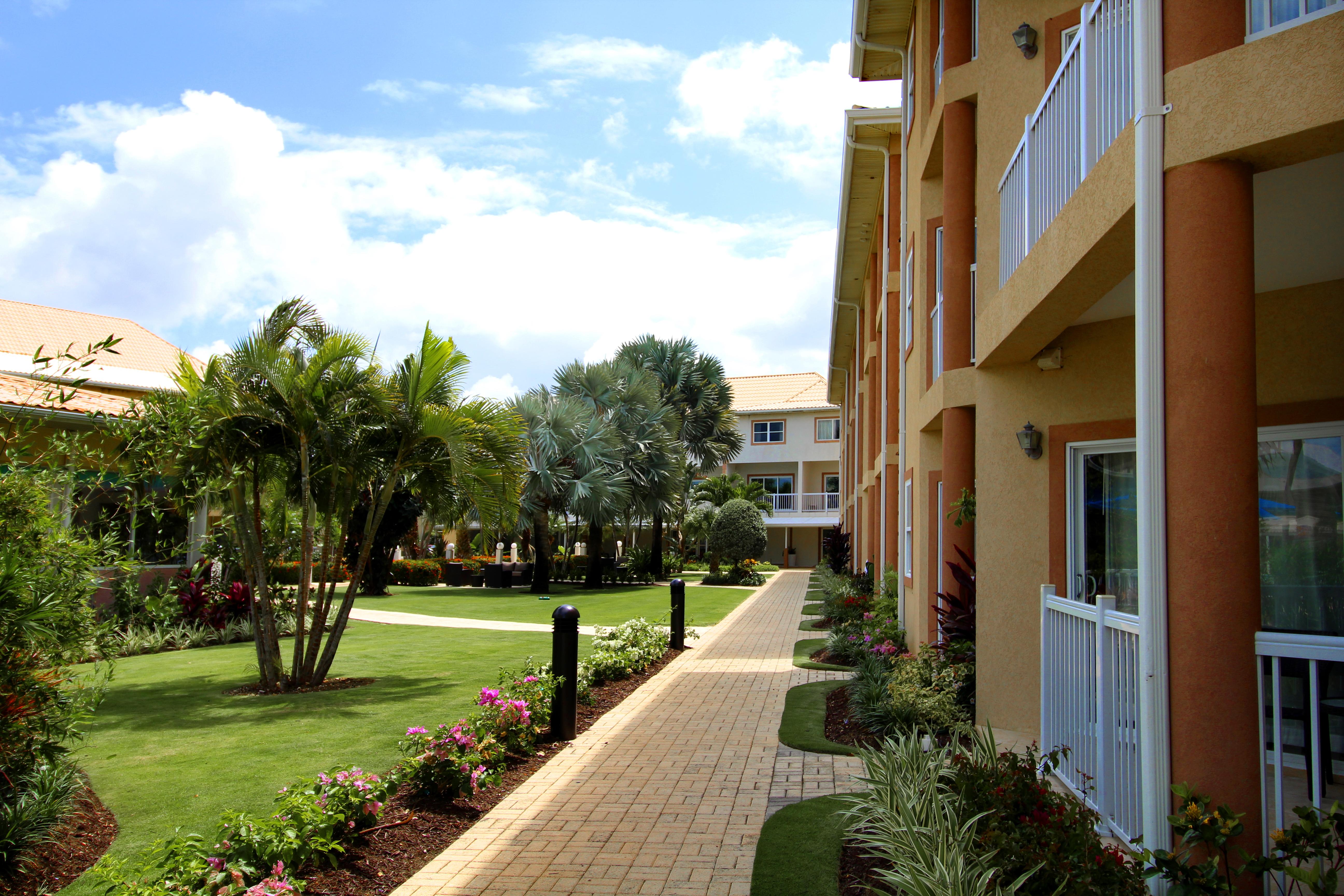 The Grand Caymanian Resort George Town Extérieur photo