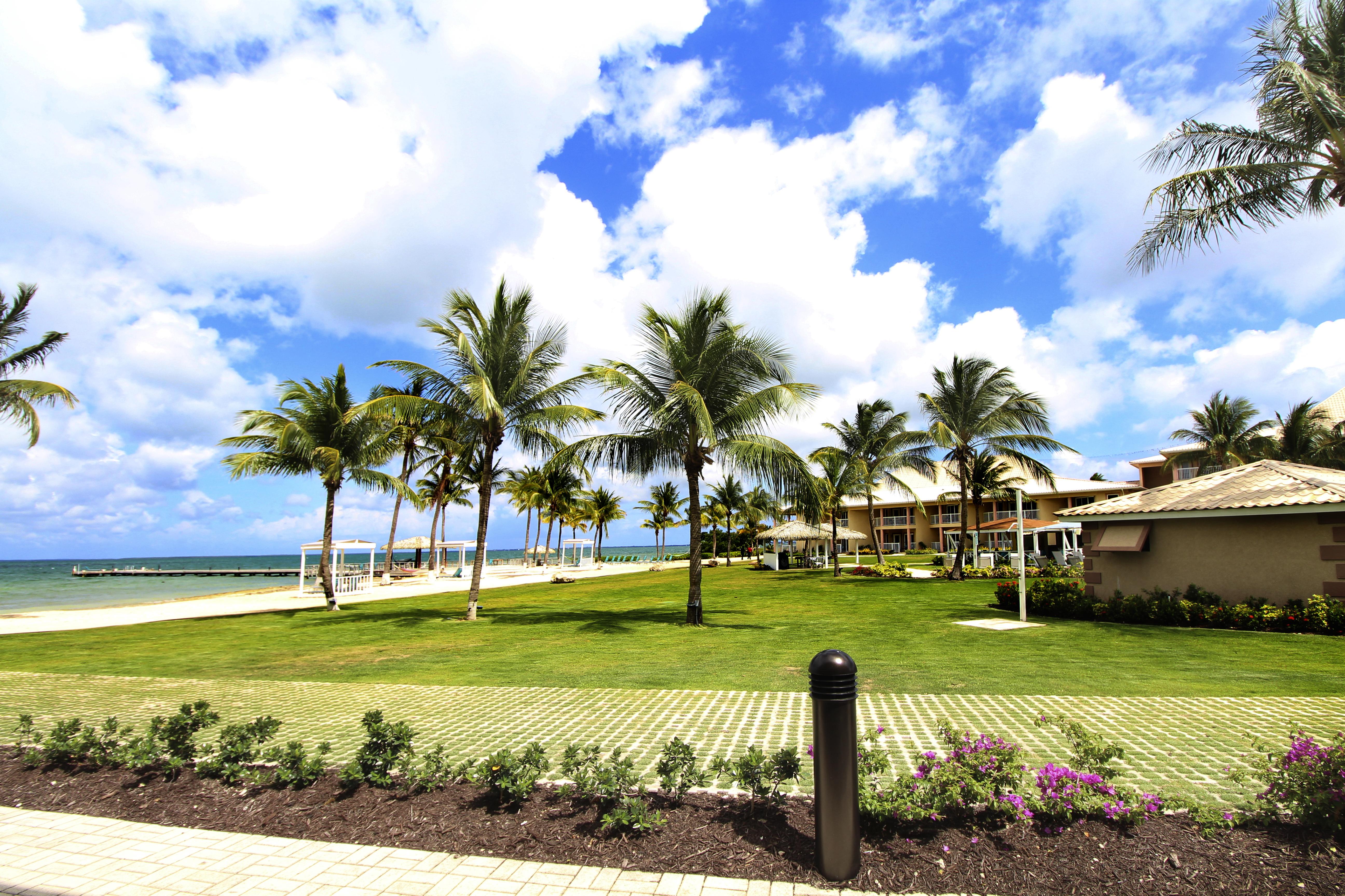 The Grand Caymanian Resort George Town Extérieur photo